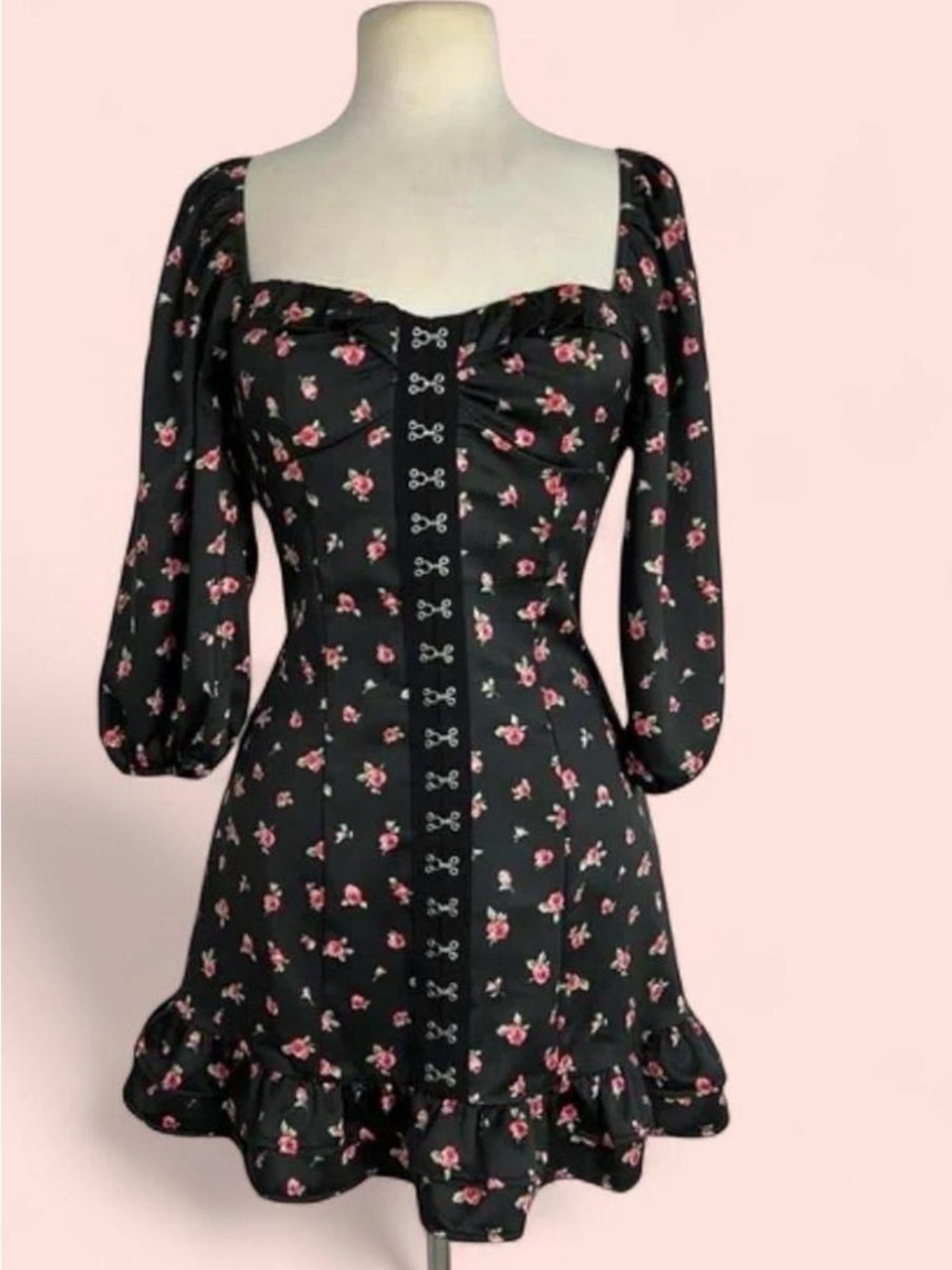 Forever 21 Satin Rose Corset-Style Puff Sleeve Floral Mini Dress size M